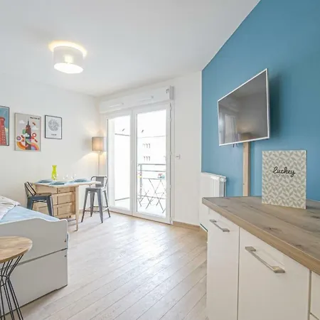 Luckey Homes - Rue Des Carmes Apartmán *